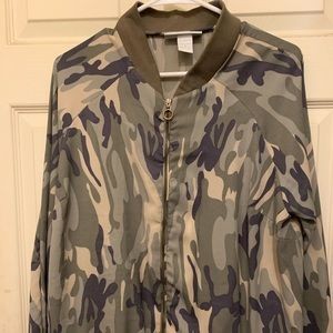 Camouflage jacket/ New